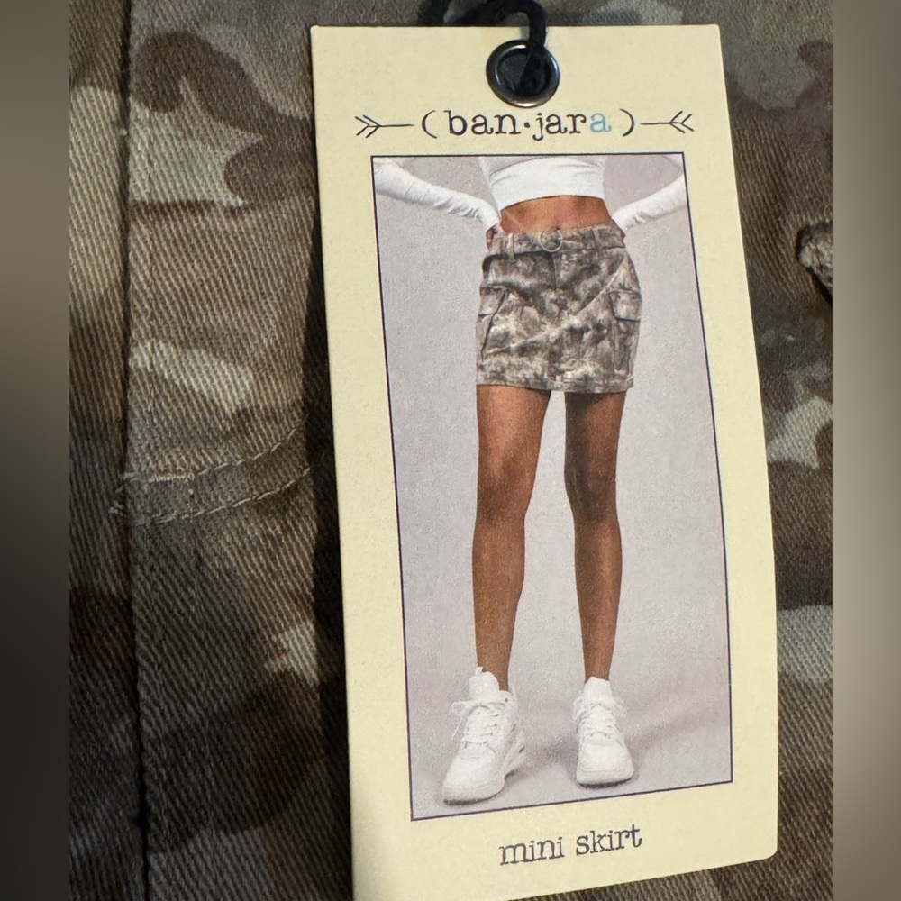 Ban-Jara Camouflage Mini Skirt with Belt nwt sz 0/23 - Picture 3 of 8